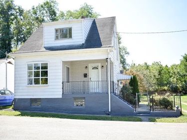 15 Trump Ave, Uniontown, PA 15401