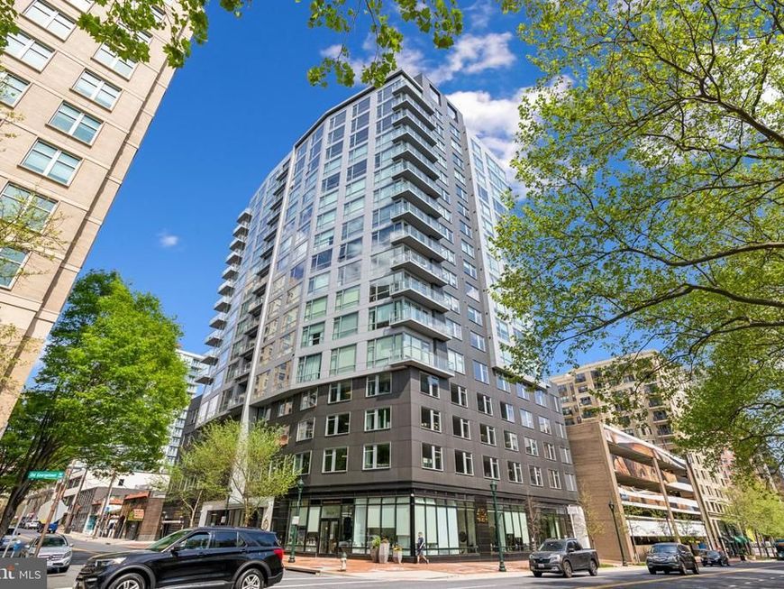 4960 Fairmont Avenue, Unit 904, Bethesda, MD 20814 Main Photo