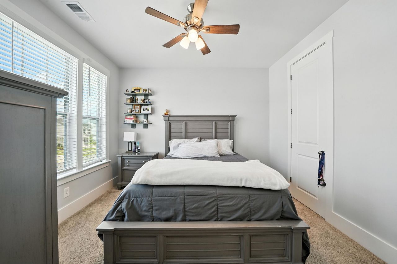 1351 Homecoming Boulevard Photo 31