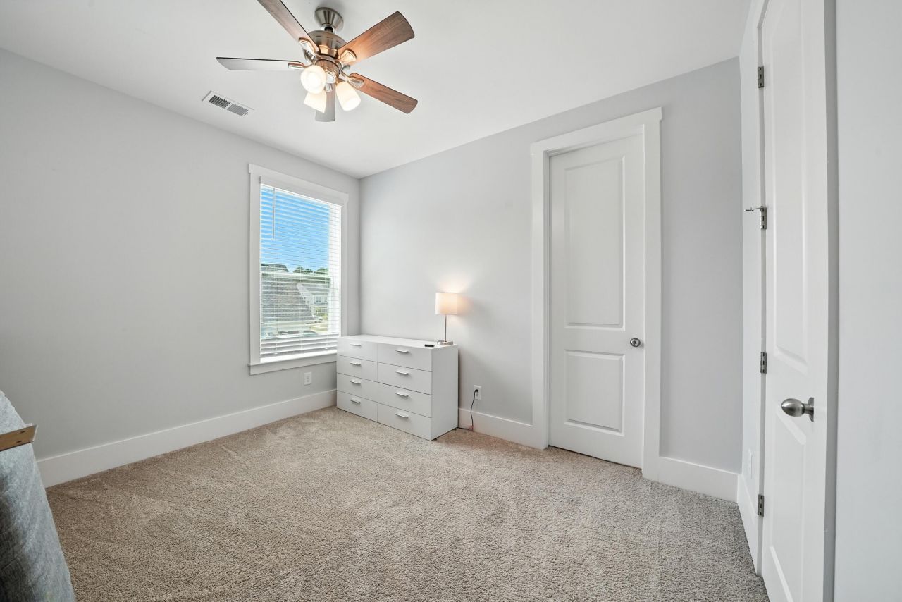 1351 Homecoming Boulevard Photo 38