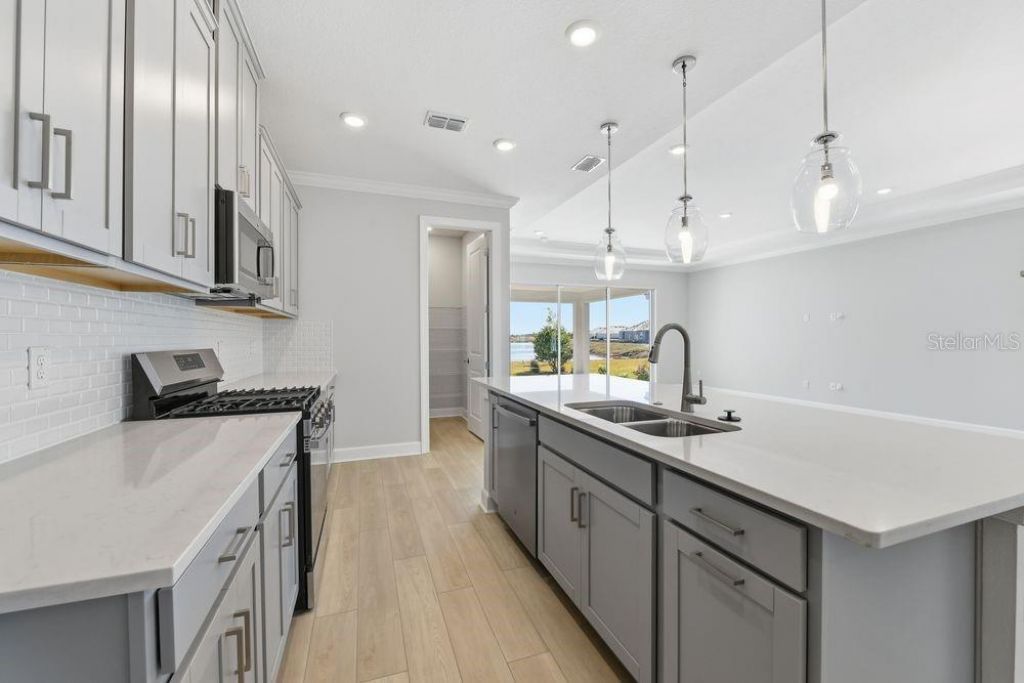 7731 Caspian Street, Palmetto, FL 34221 Photo