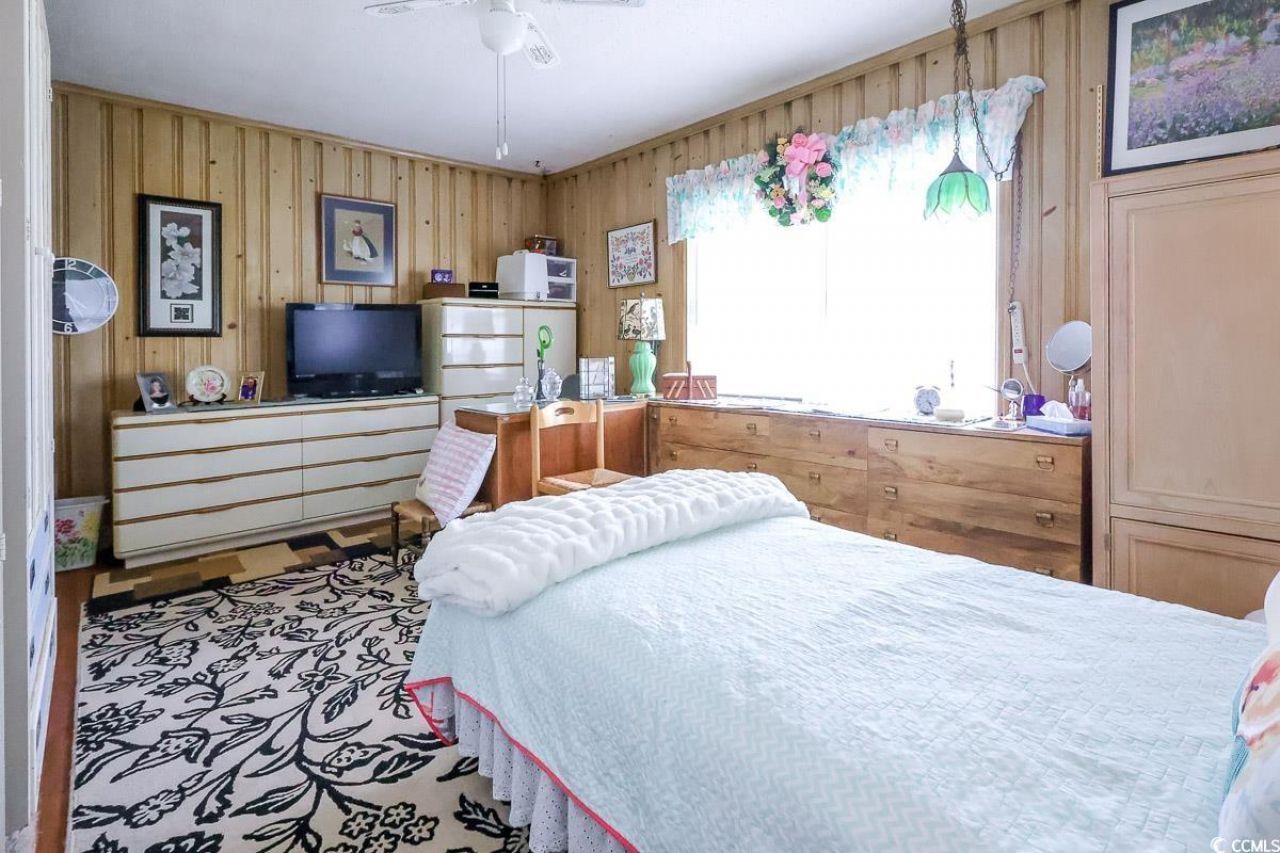 404 13th Ave. S Photo 16