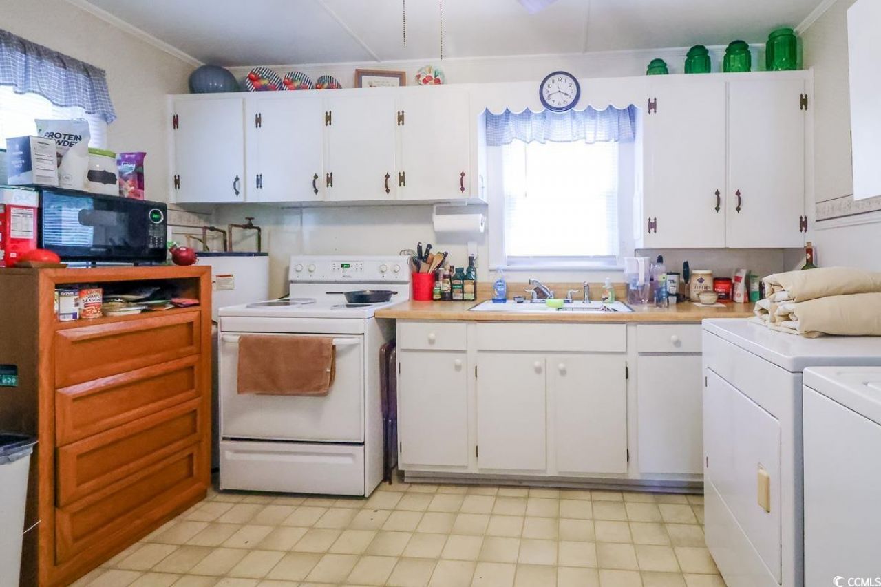 404 13th Ave. S Photo 30