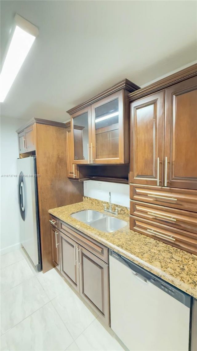 7121 Miami Lakes Dr, Unit Q8, Miami Lakes, FL 33014 Photo