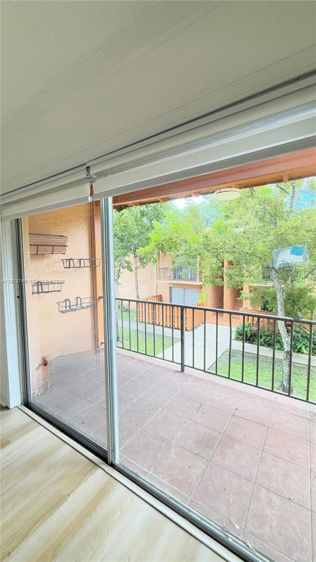 7121 Miami Lakes Dr, Unit Q8, Miami Lakes, FL 33014 Photo