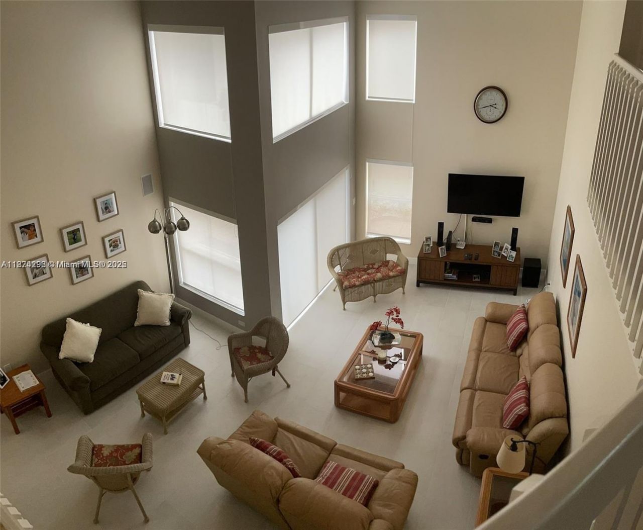 1095 Weeping Willow Way, Hollywood, FL 33019 Photo