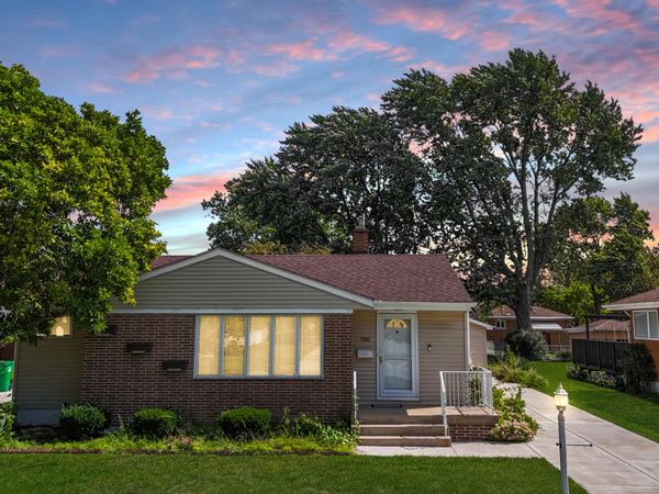 7911 Jackson Avenue, Munster, IN 46321