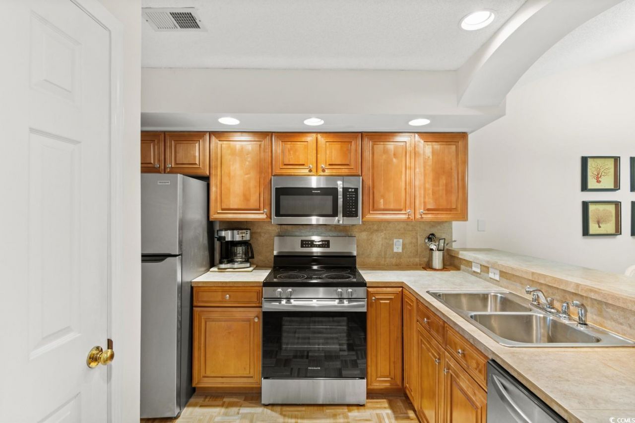 4420 East Port Blvd. Photo 6