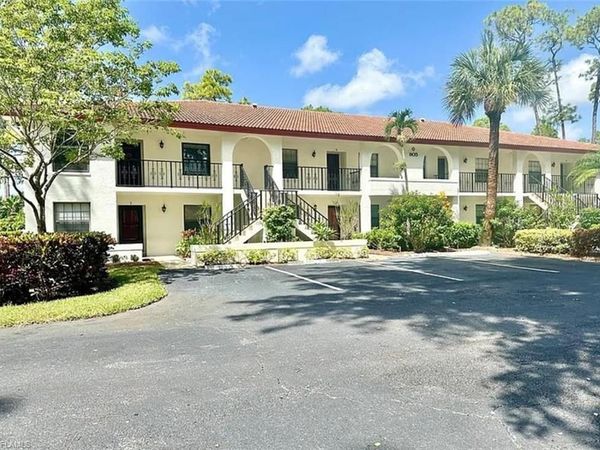 905 AUGUSTA BLVD, NAPLES, FL 34113