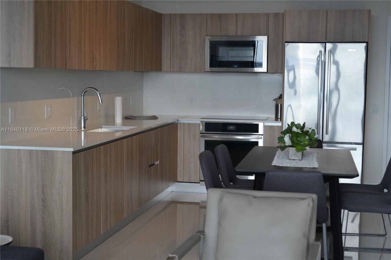 2960 NE 207th St, Unit 1204, Aventura, FL 33180 Photo