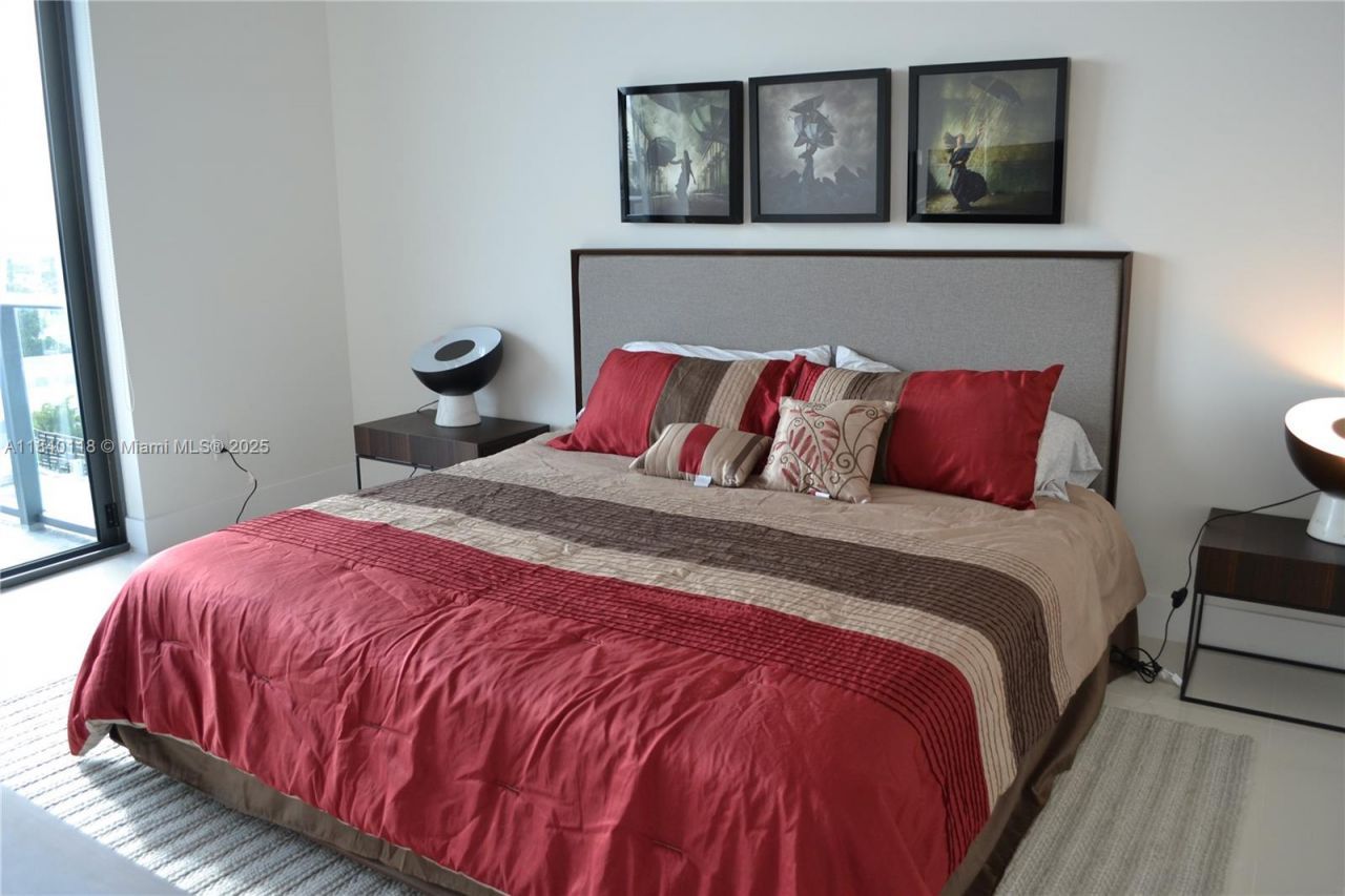 2960 NE 207th St, Unit 1204, Aventura, FL 33180 Photo