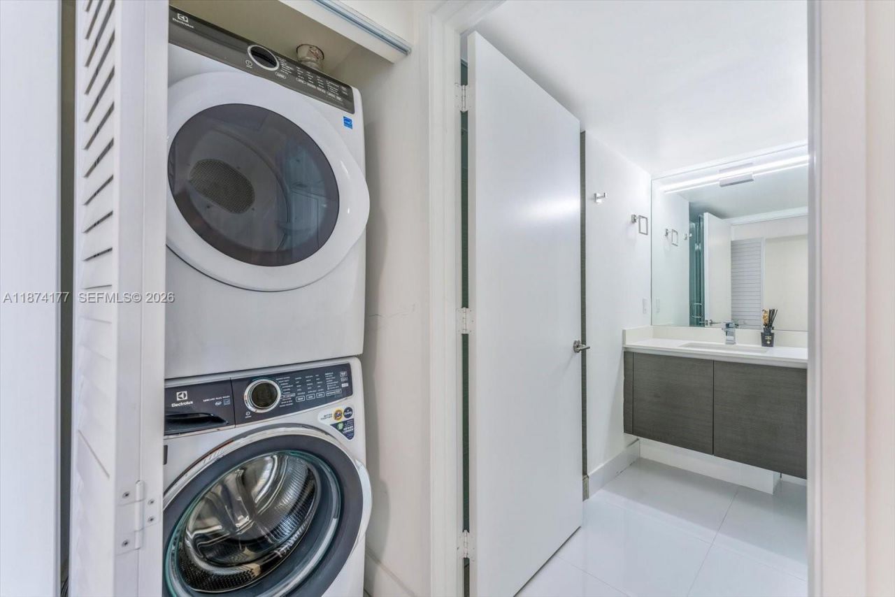 300 Sunny Isles Blvd, Unit 4-803, Sunny Isles Beach, FL 33160 Photo