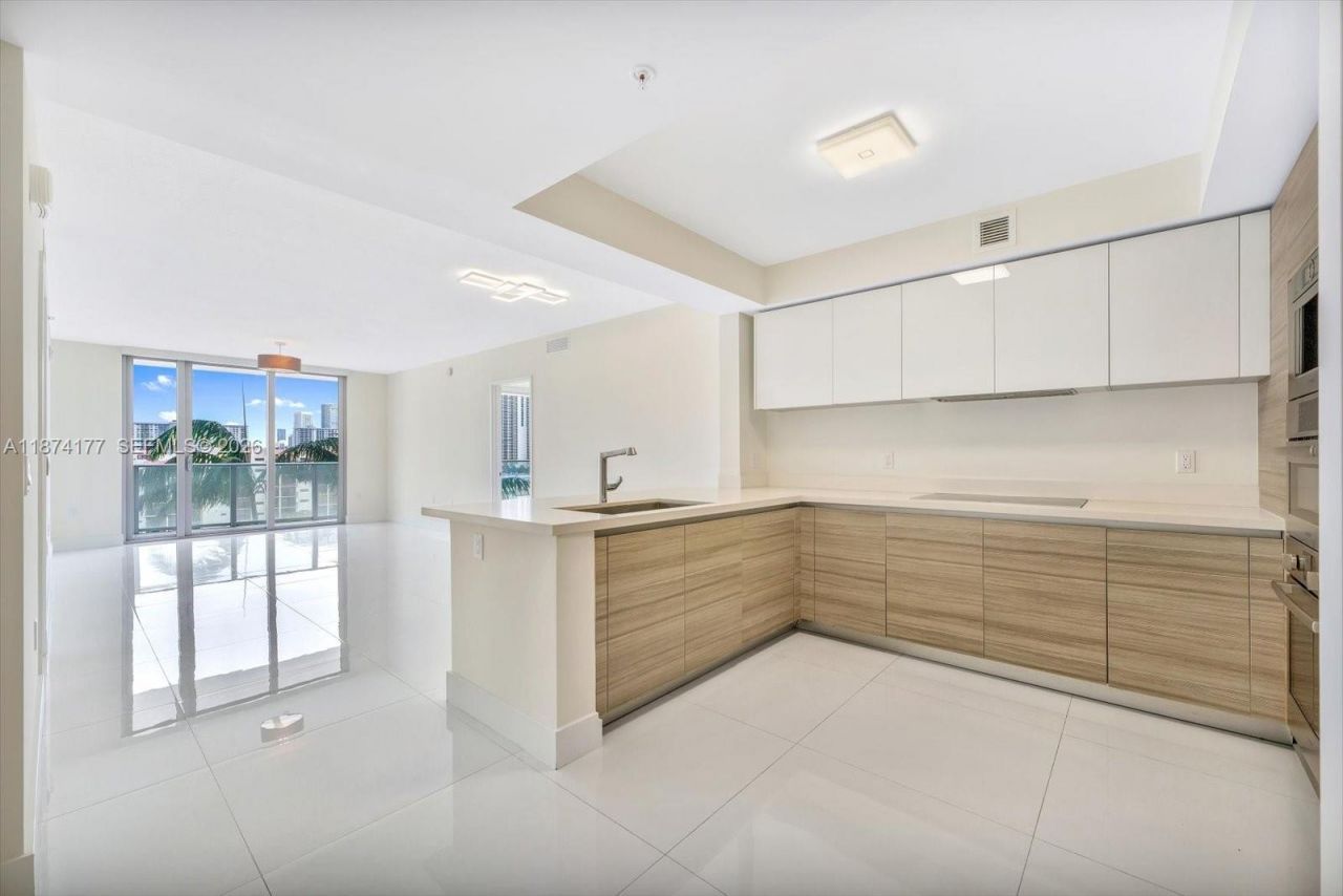 300 Sunny Isles Blvd, Unit 4-803, Sunny Isles Beach, FL 33160 Photo