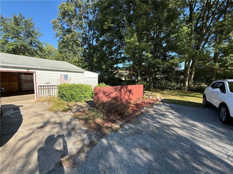 1555 Sodom Hutchings Road NE, Vienna, OH 44473 Photo 5