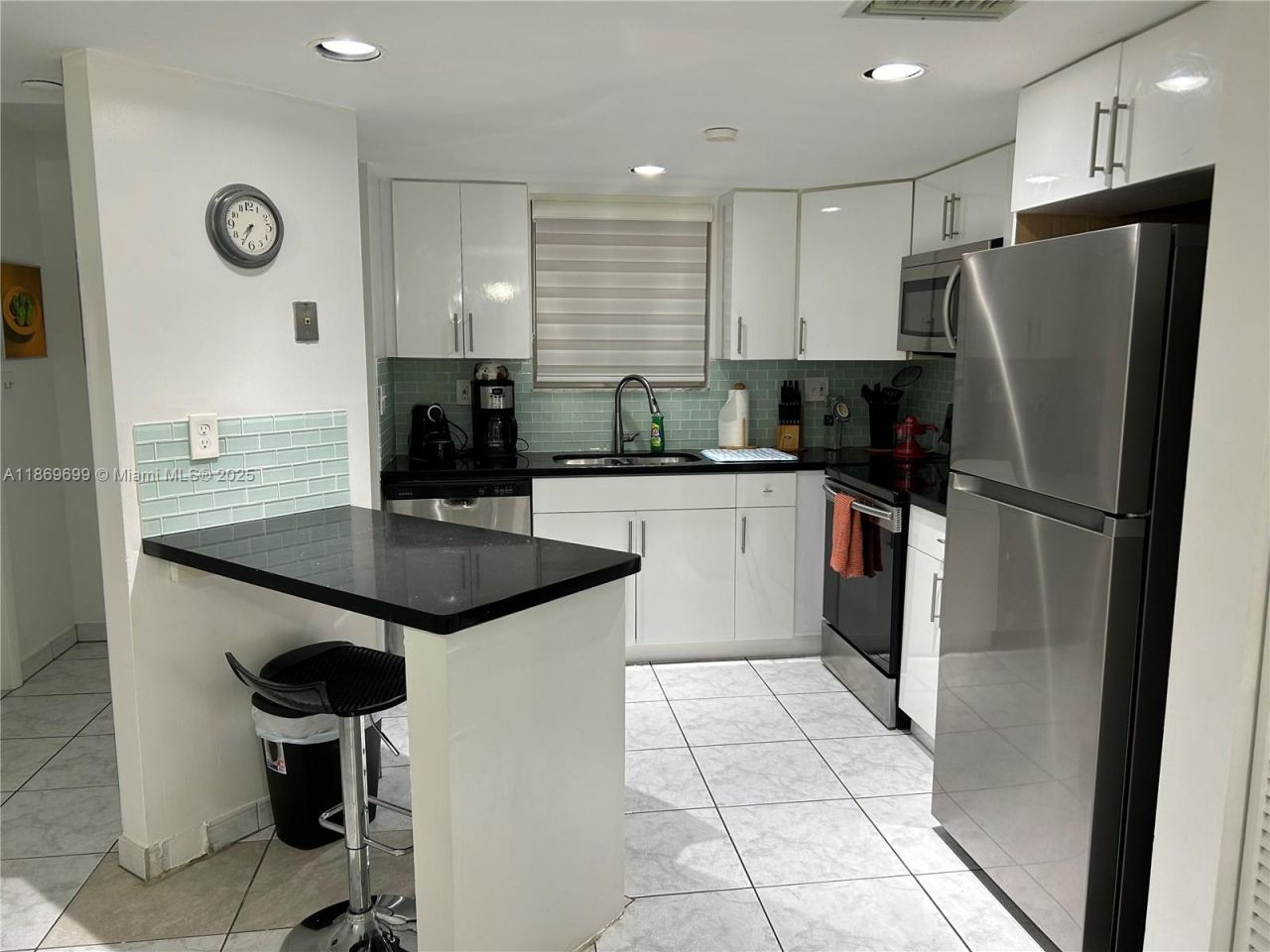 17801 N Bay Rd, Unit 203, Sunny Isles Beach, FL 33160 Photo