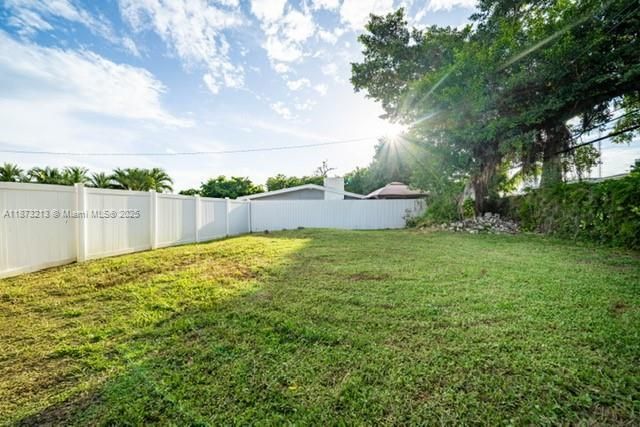 365 NW 198th St, Miami Gardens, FL 33169 Photo