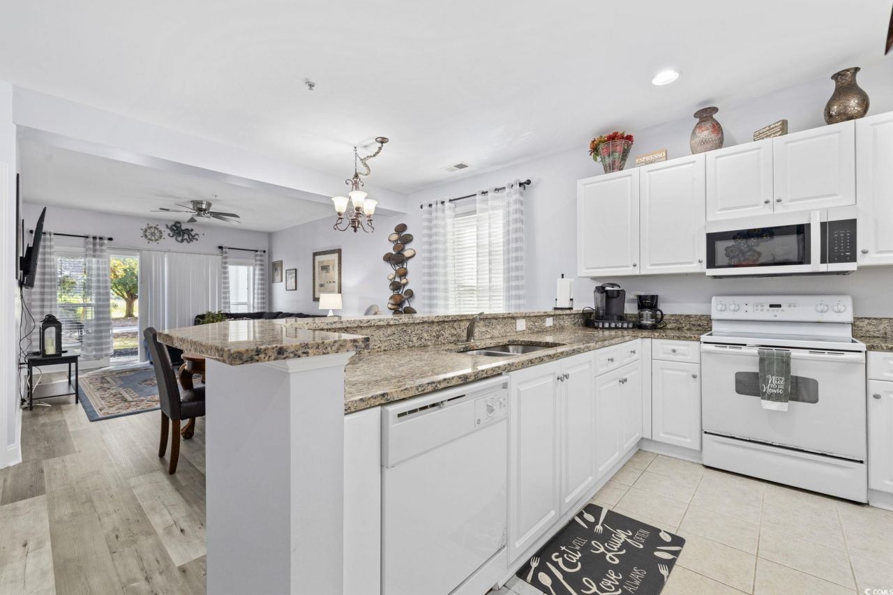 1033 World Tour Blvd. Photo 5