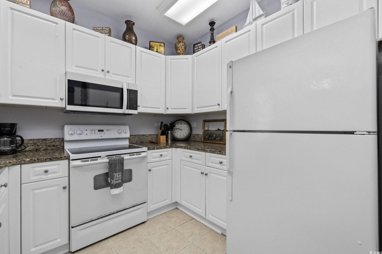 1033 World Tour Blvd. Photo 6