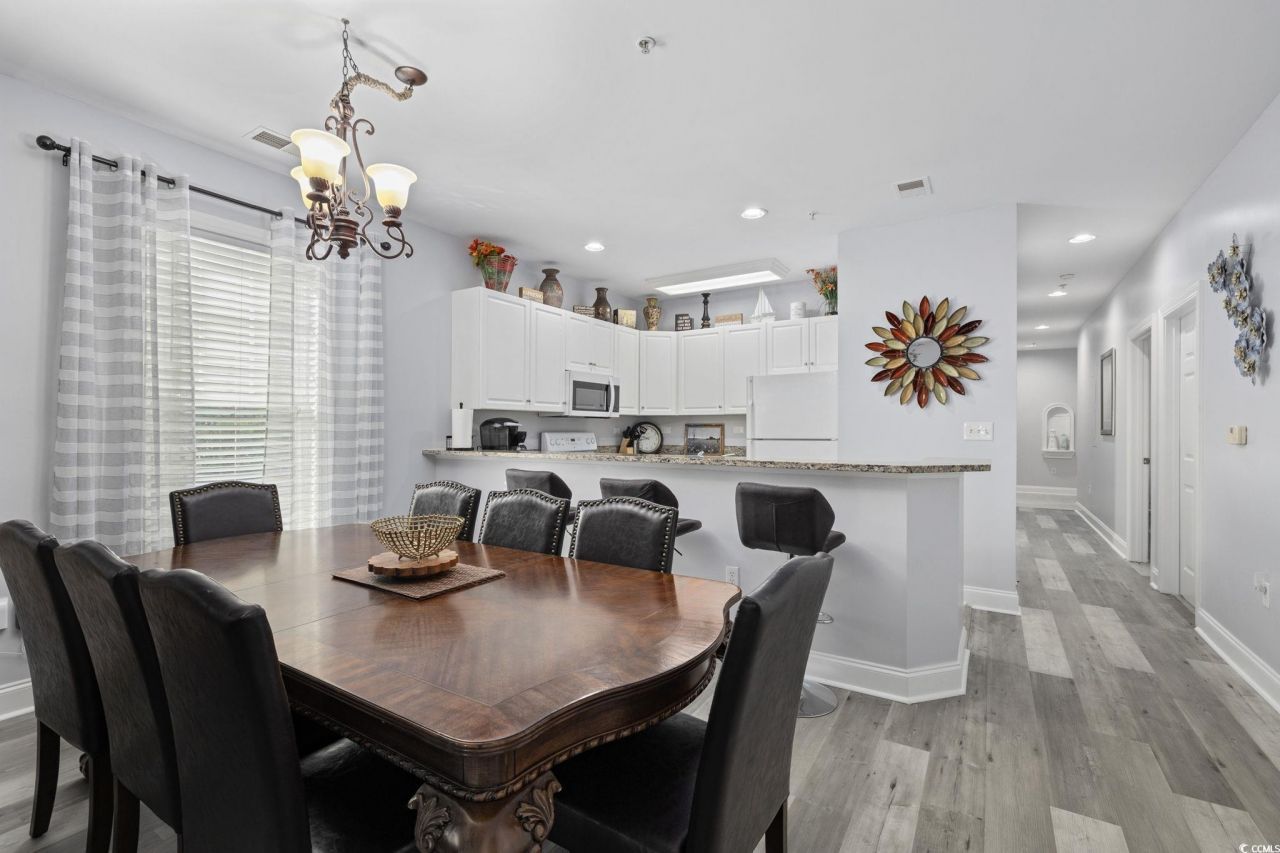 1033 World Tour Blvd. Photo 7