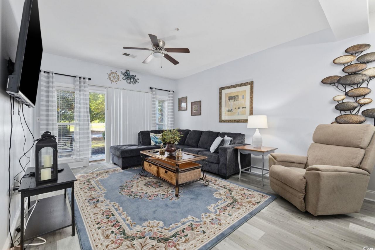 1033 World Tour Blvd. Photo 8