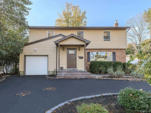 3 Earl Road, Melville, NY 11747