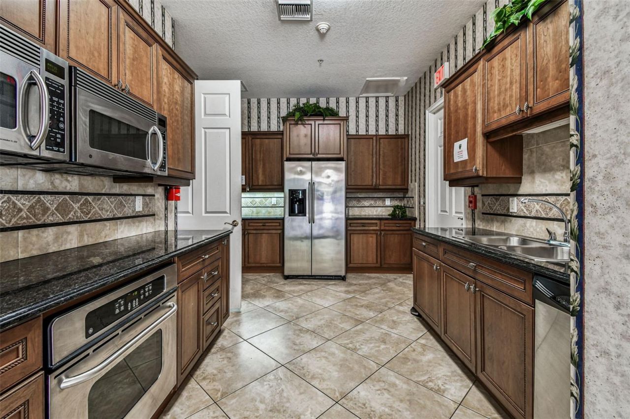 8161 Miramar Way, Unit 8161, Lakewood Ranch, FL 34202 Photo