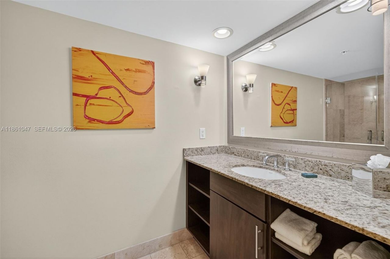 2670 E Sunrise Blvd, Unit 1005, Fort Lauderdale, FL 33304 Photo