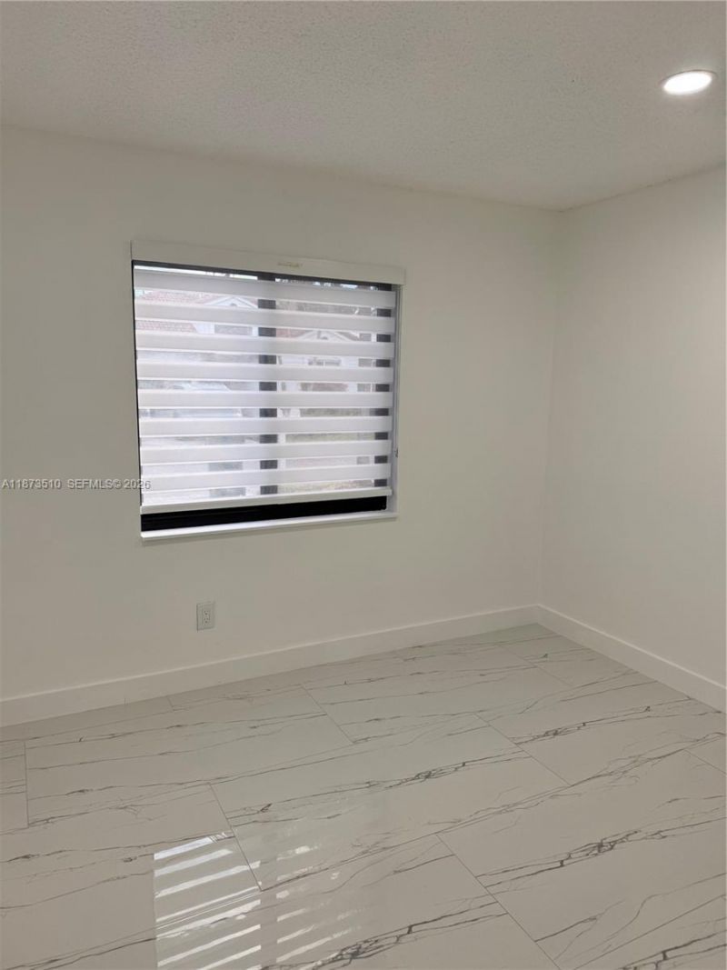 15921 SW 82nd St, Miami, FL 33193 Photo