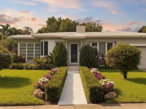 40 SW 30th Rd, Miami, FL 33129