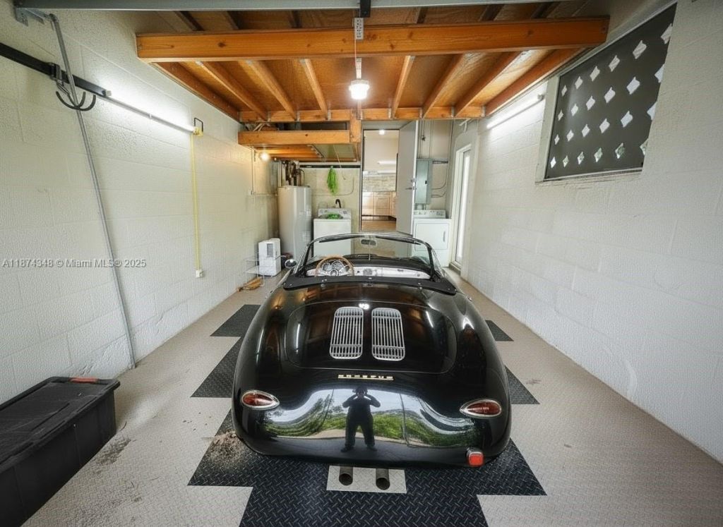 40 SW 30th Rd, Miami, FL 33129 Photo