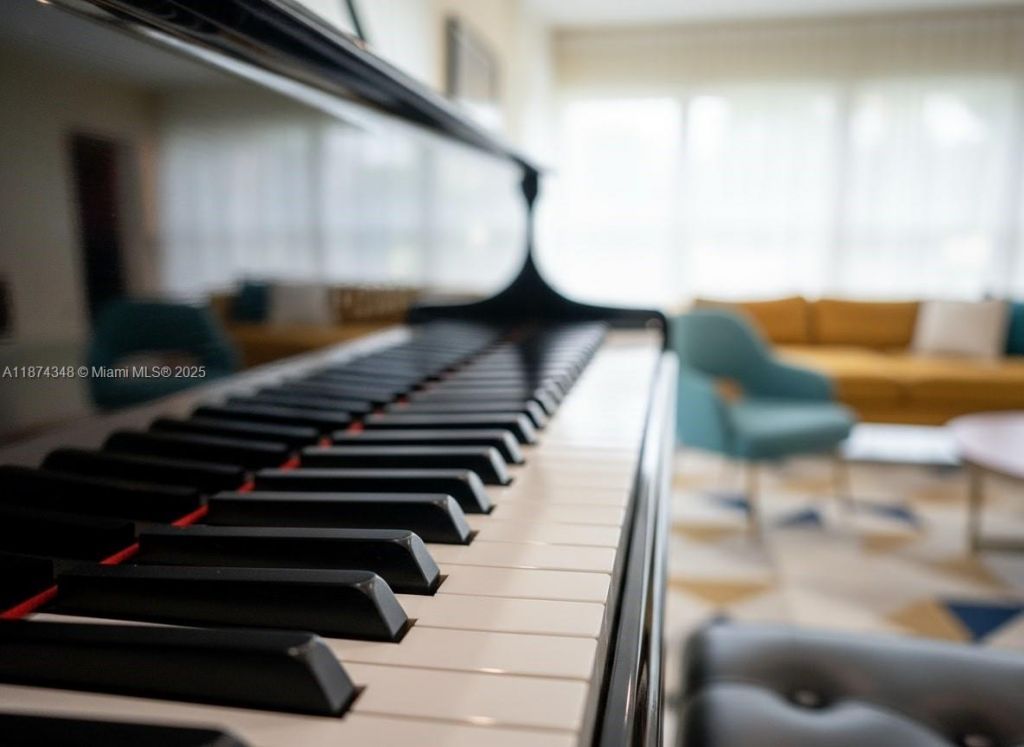 40 SW 30th Rd, Miami, FL 33129 Photo