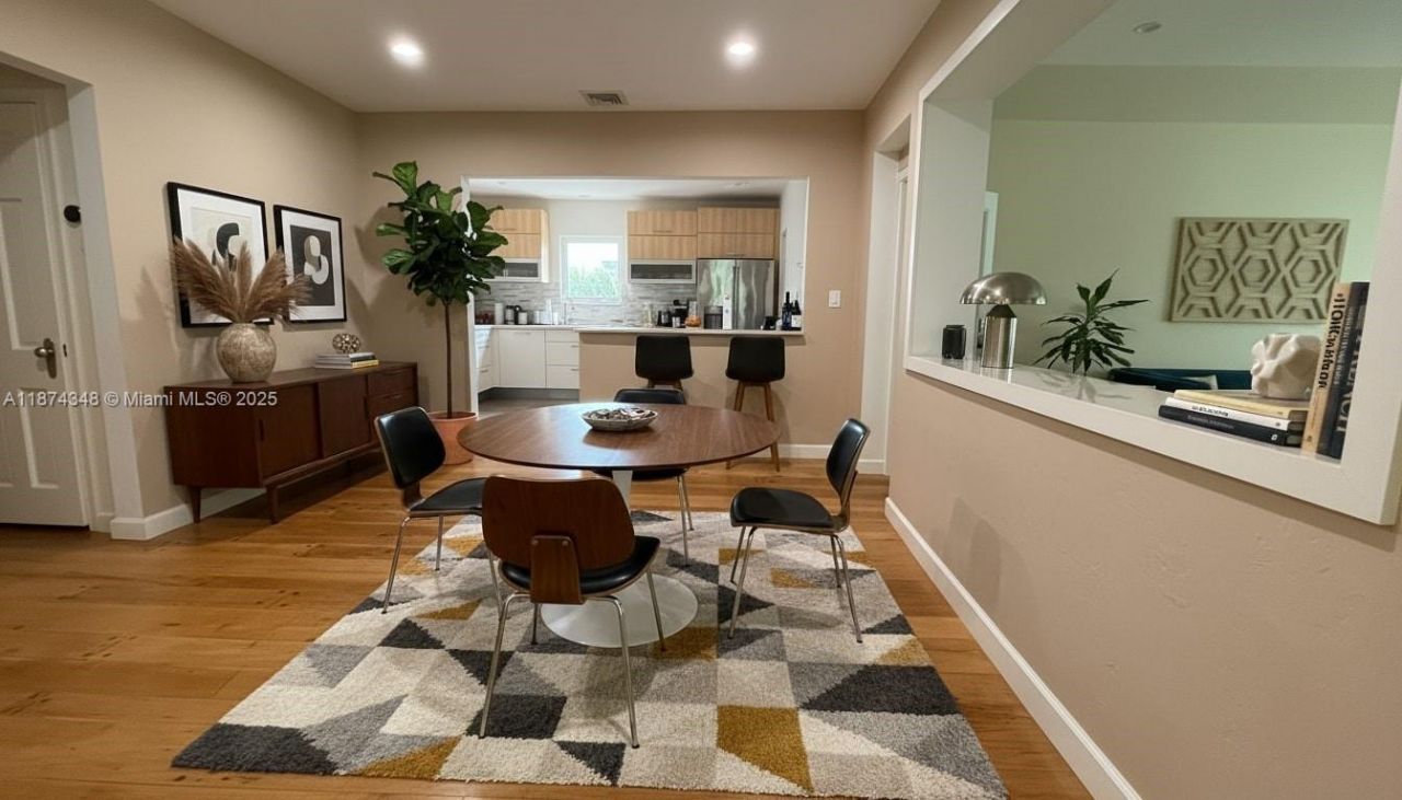 40 SW 30th Rd, Miami, FL 33129 Photo