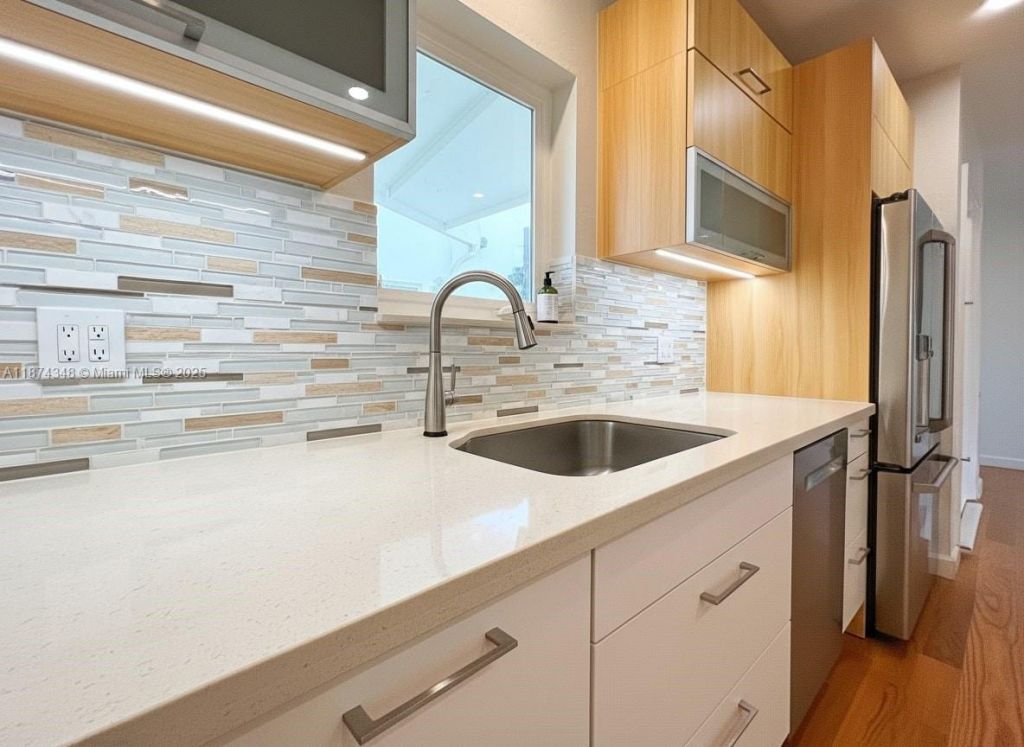 40 SW 30th Rd, Miami, FL 33129 Photo