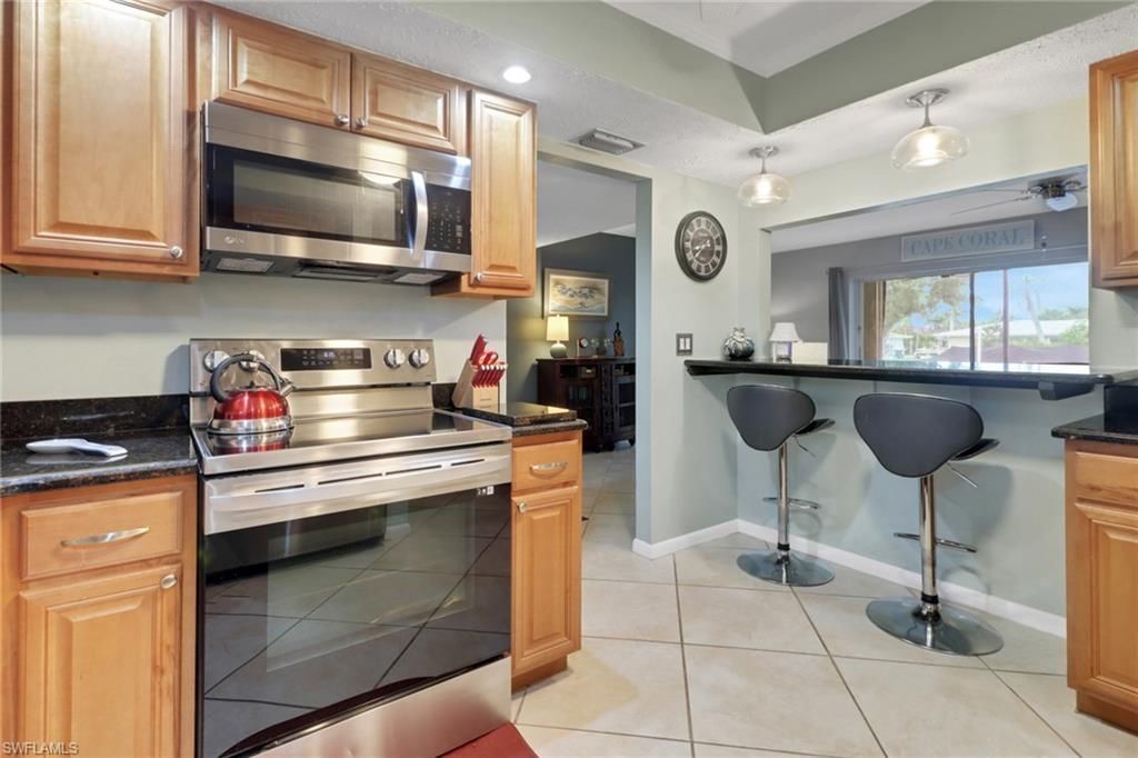 208 Cape Coral Pkwy E, Unit 107, Cape Coral, FL 33904 Photo