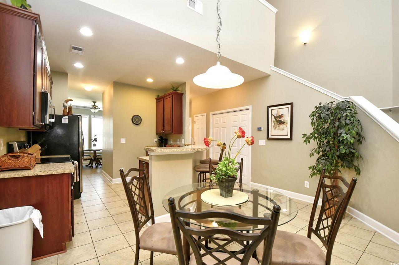 6014 Catalina Dr. Photo 10