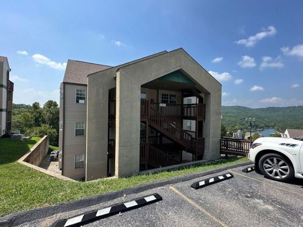 38 Lantern Bay Lane, Unit 1, Branson, MO 65616