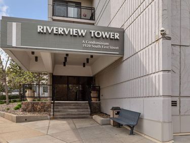 1920 S 1st Street, Unit 1302, Minneapolis, MN 55454
