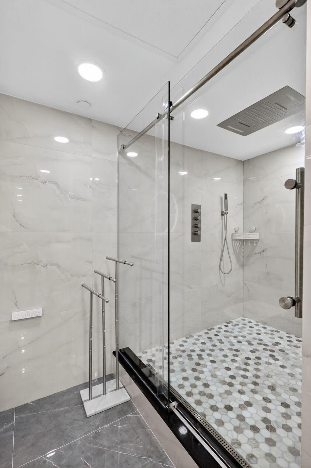 5225 Collins Avenue, Unit 1408, Miami Beach, FL 33140 Photo