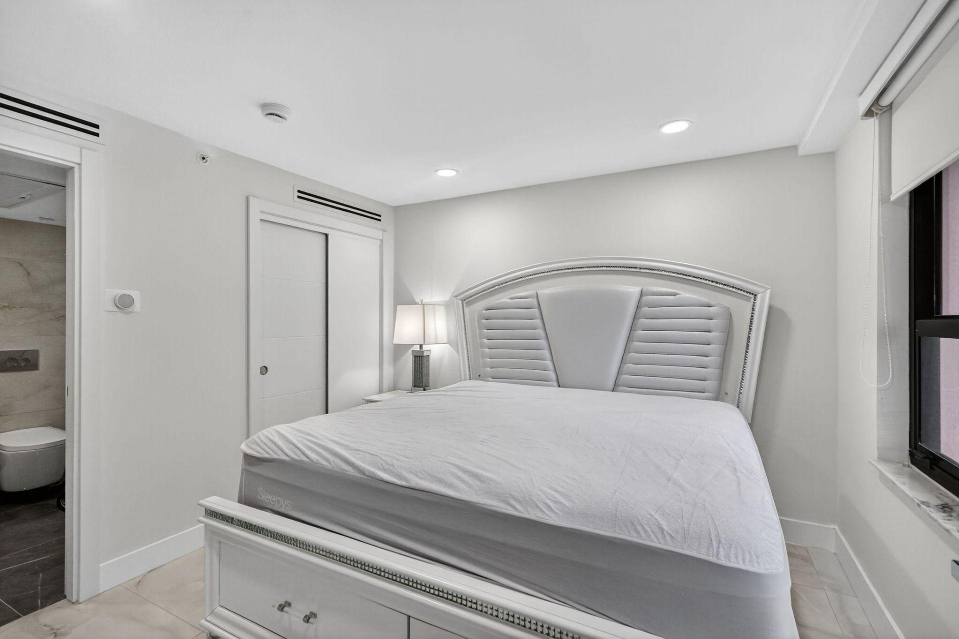 5225 Collins Avenue, Unit 1408, Miami Beach, FL 33140 Photo