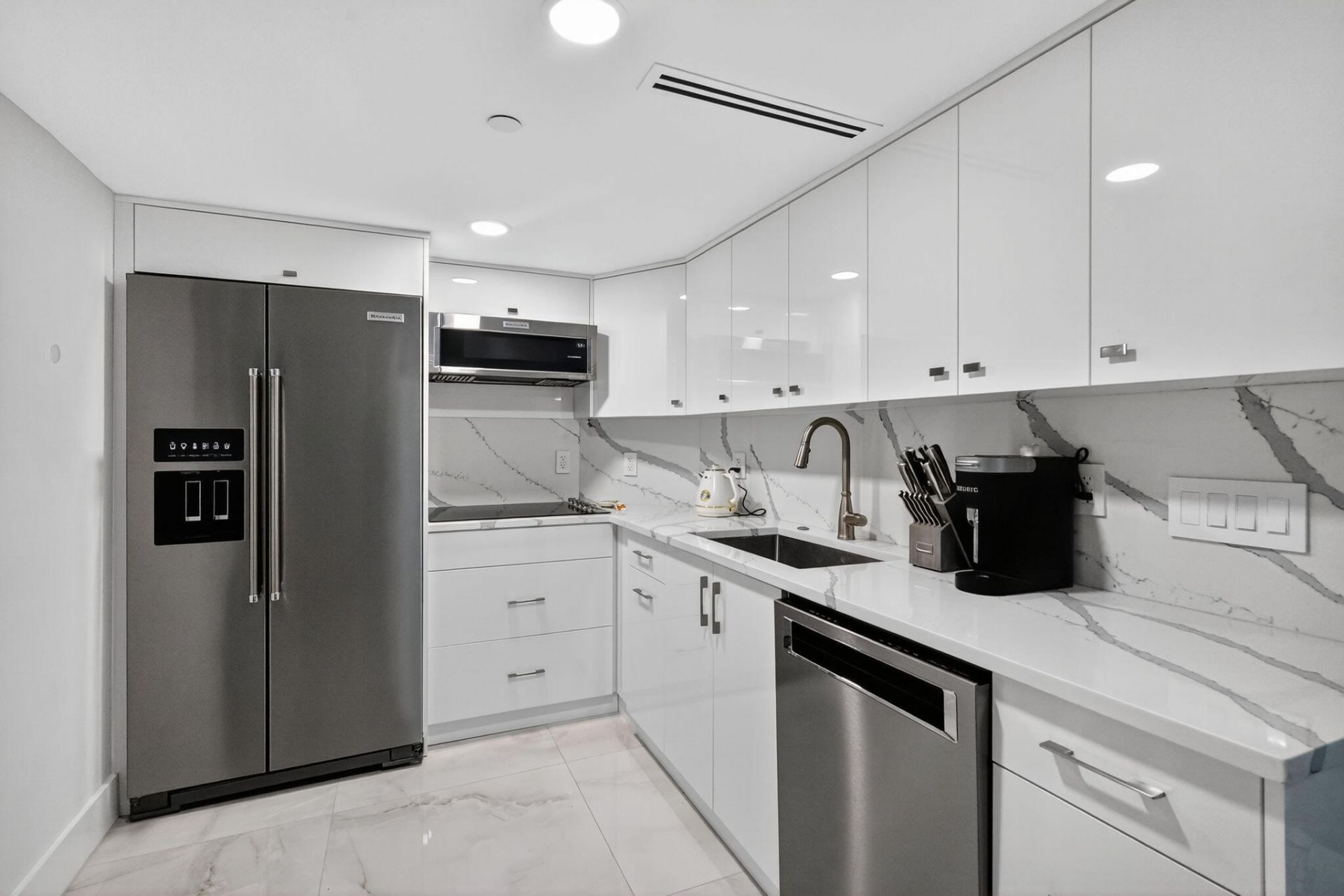 5225 Collins Avenue, Unit 1408, Miami Beach, FL 33140 Photo