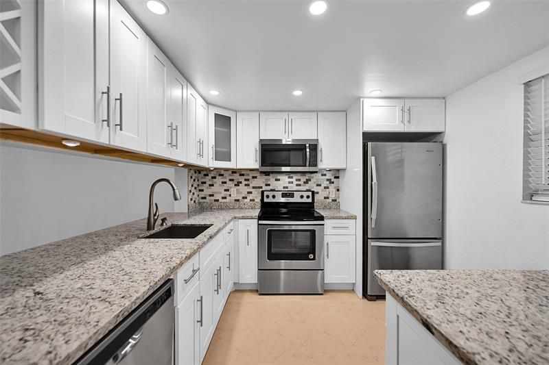 7173 Orange Dr, Unit 215B, Davie, FL 33314 Photo