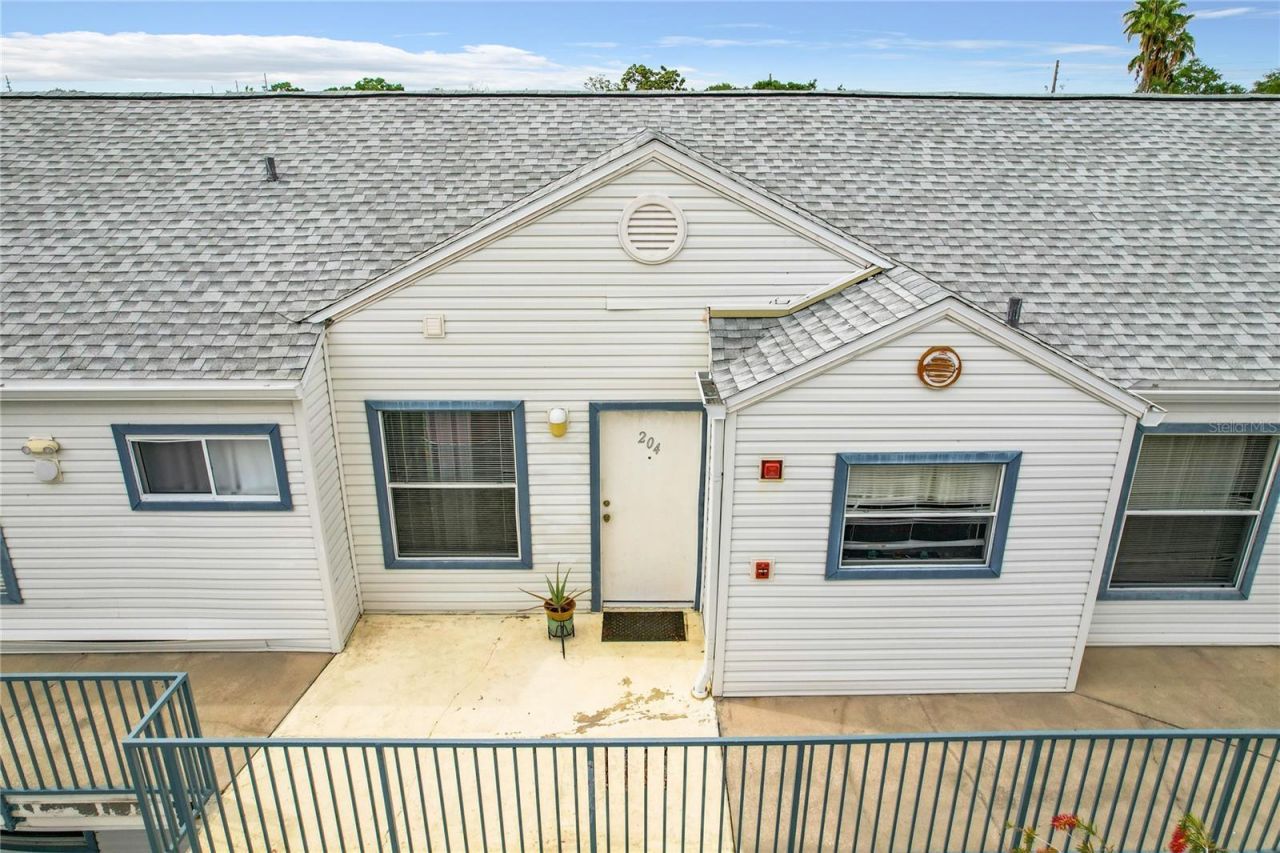 2520 Woodgate Boulevard, Unit 204, Orlando, FL 32822 Main Photo