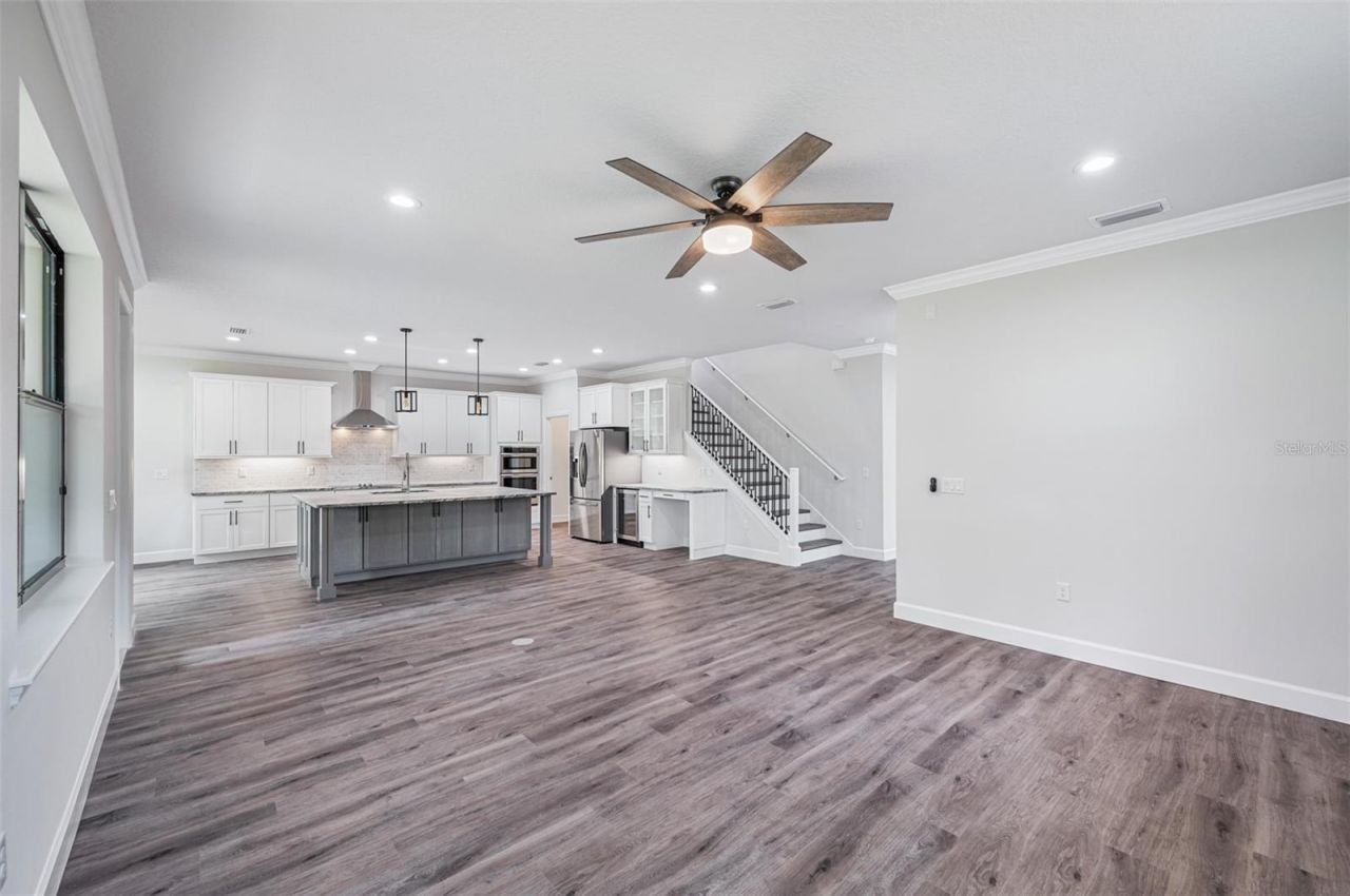 14808 Lake Magdalene Circle, Tampa, FL 33613 Photo