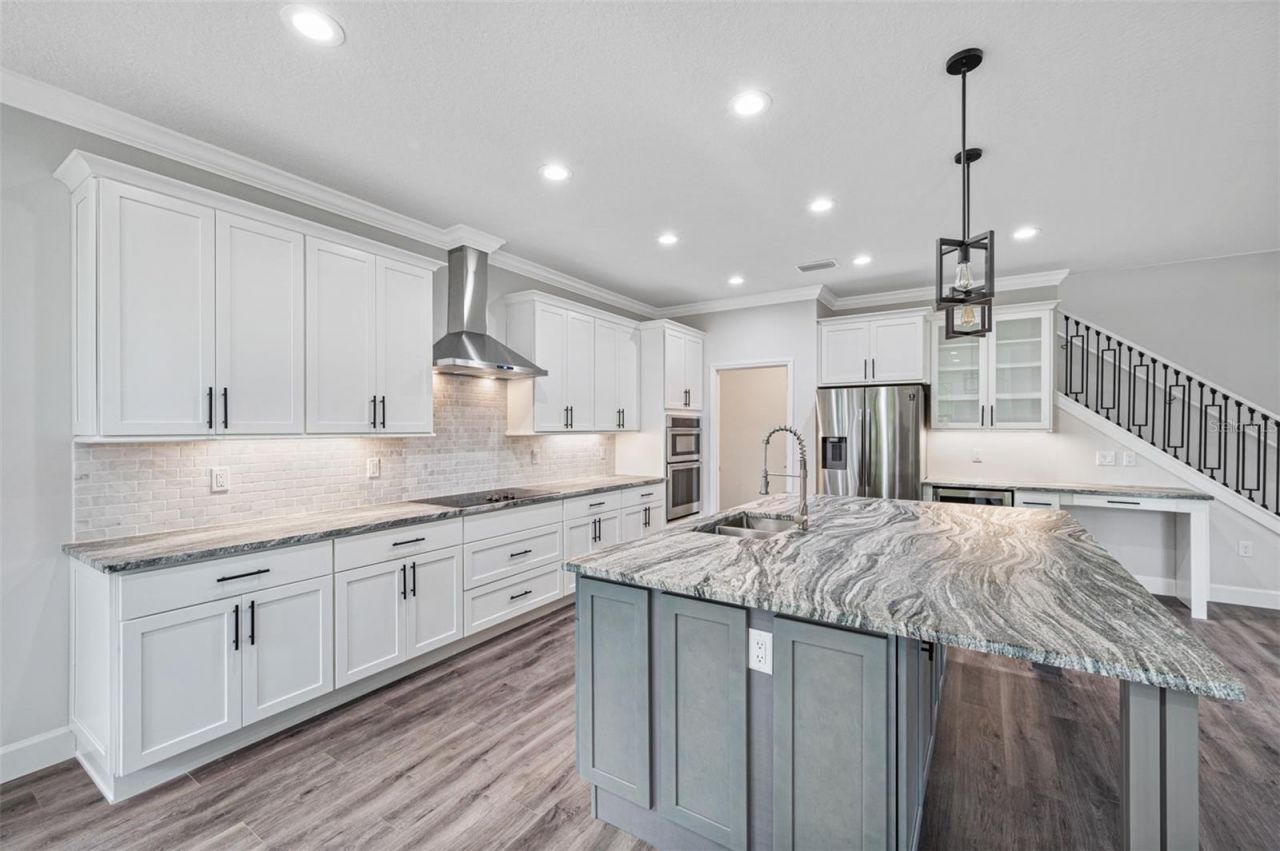 14808 Lake Magdalene Circle, Tampa, FL 33613 Photo