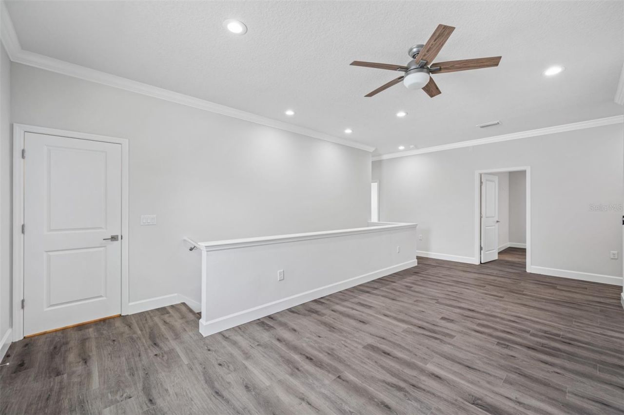 14808 Lake Magdalene Circle, Tampa, FL 33613 Photo