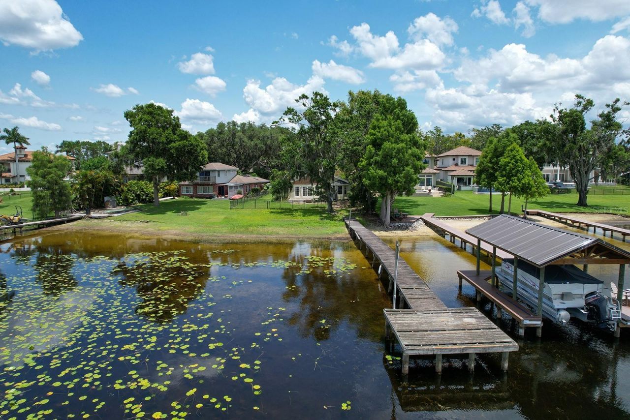 14808 Lake Magdalene Circle, Tampa, FL 33613 Photo