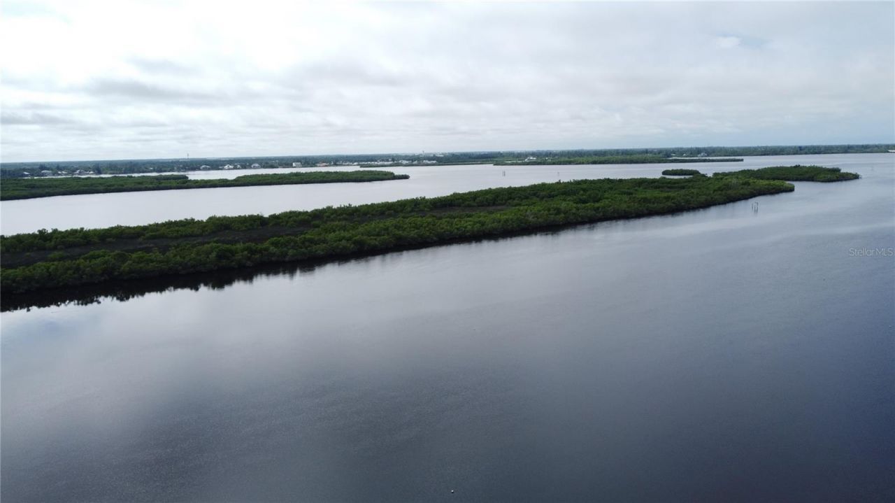 3690 Peace River Drive, Punta Gorda, FL 33983 Photo