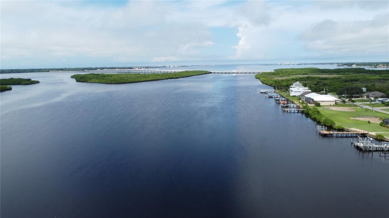 3690 Peace River Drive, Punta Gorda, FL 33983 Photo