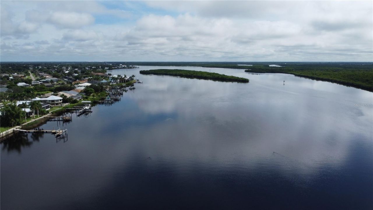 3690 Peace River Drive, Punta Gorda, FL 33983 Photo