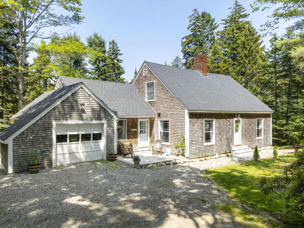 44 King Phillips Trail, Boothbay, ME 04544